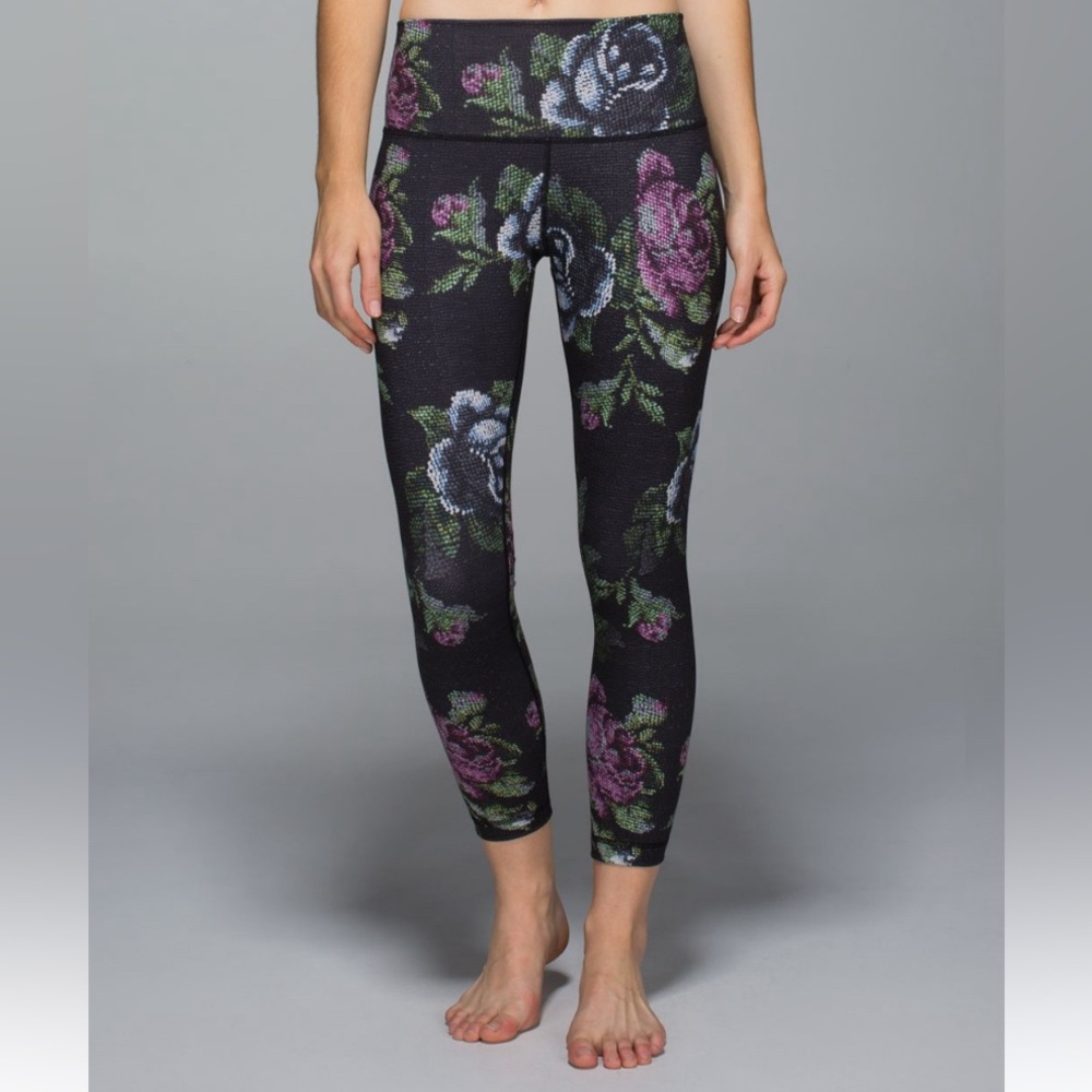 Lululemon Hightimes Pant *Full-On Luon NWT Garden Party